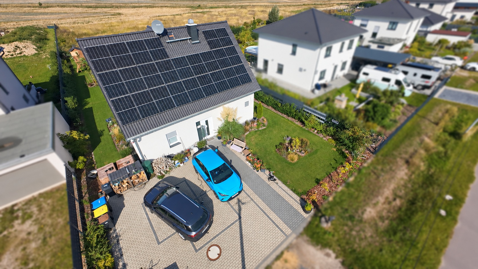 Haus mit Satteldach & Photovoltaik · Ansicht 3